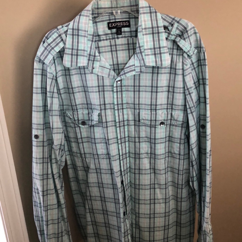 Express fitted button down